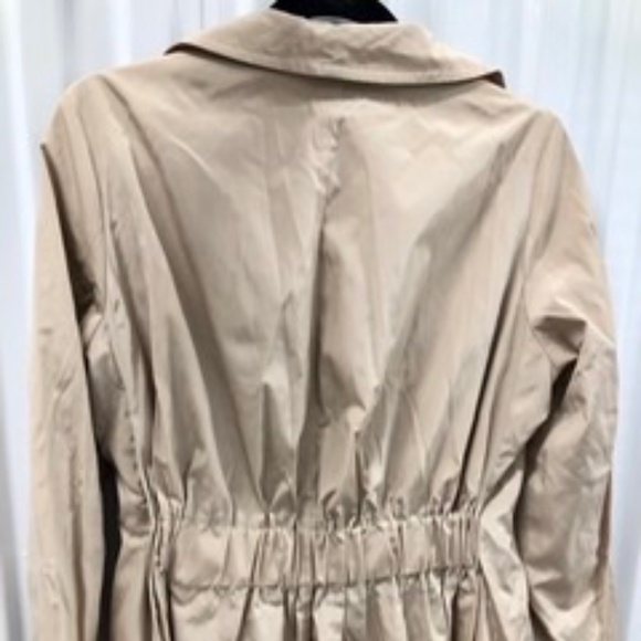 Designer Feminine Trench Coat, S, New - Picture 5 of 8
